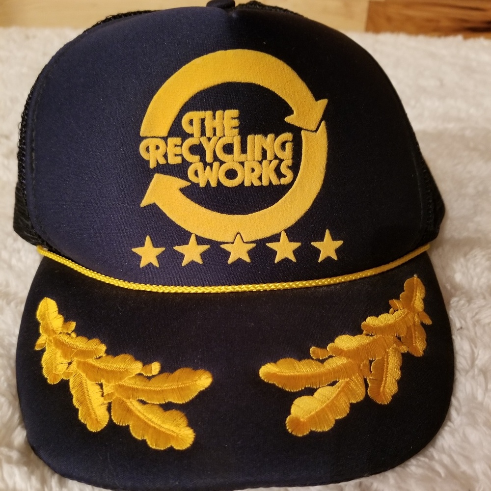 The Recycling Works 5 Stars Trucker Hat Snapback